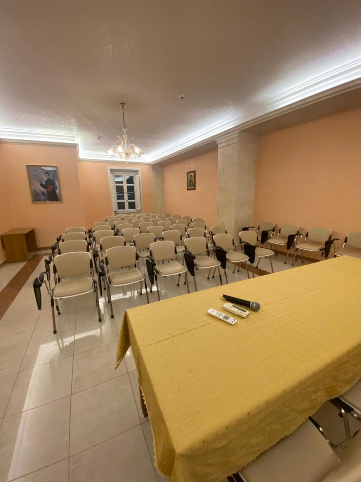 Casa Per Ferie Suore Salesiane Dei Sacri Cuori Frühstückspension