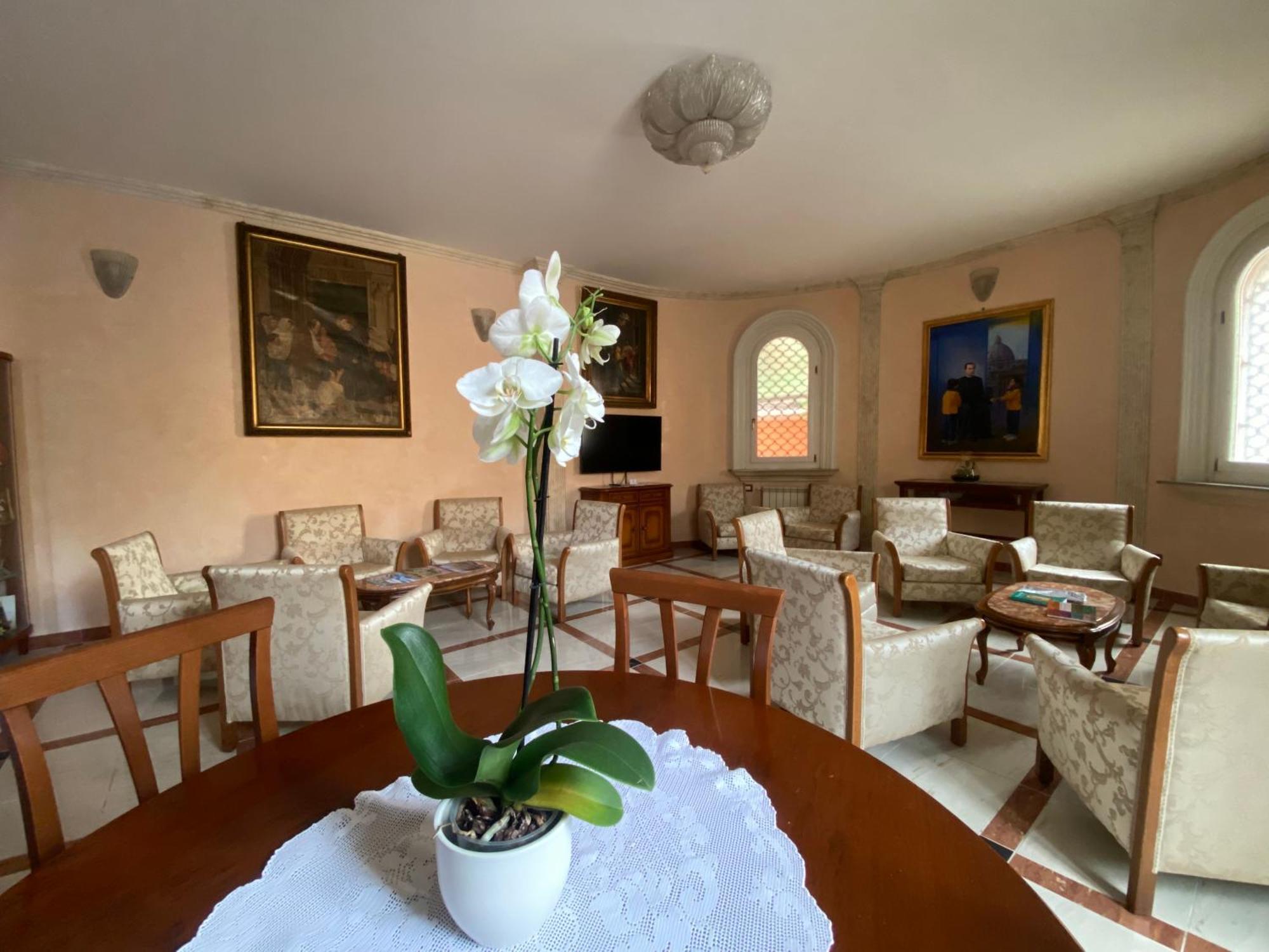 Casa Per Ferie Suore Salesiane Dei Sacri Cuori Acomodação com café da manhã  Roma